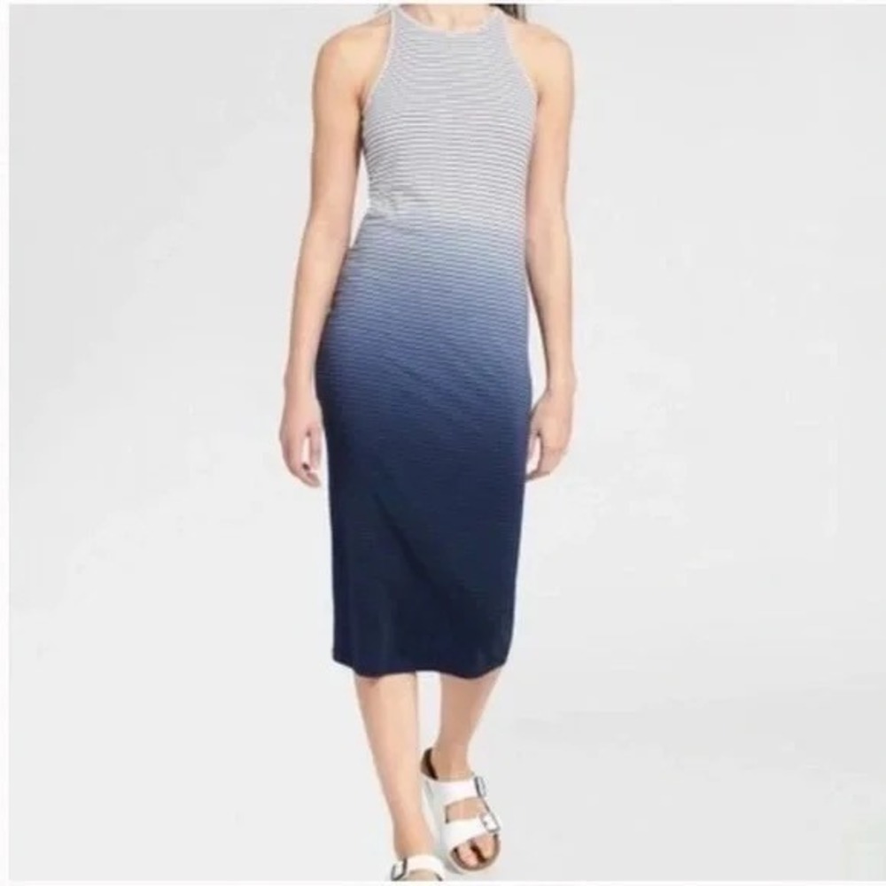 Athleta Ombre Stripe Maxi Dress Blue White Sleeveless Casual‎ Size M